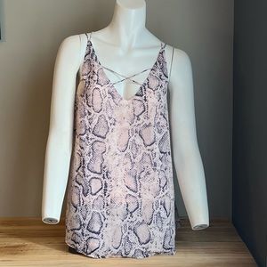 NWT Davi&Dani top size small